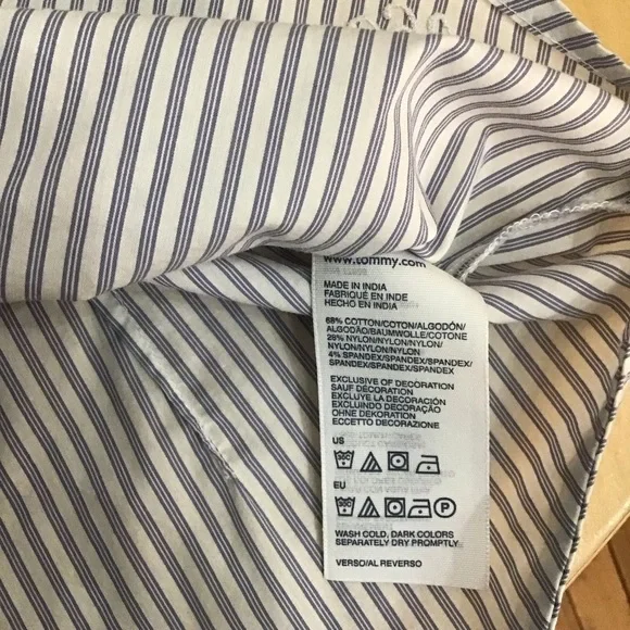 2/40$TOMMY Hilfiger cute dress blouse flutter detail button up blue white formal - Picture 7 of 9